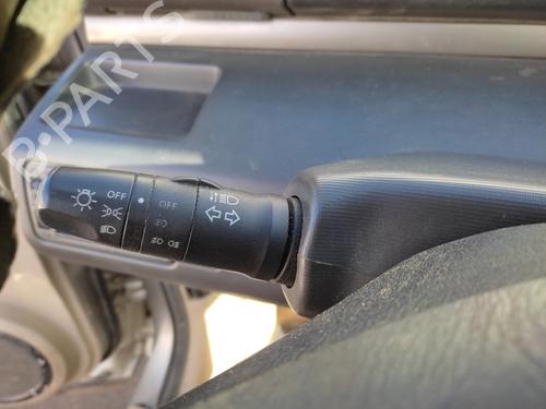 Used Switch NISSAN X-TRAIL I (T30) 2.2 Di 4x4 (114 hp) 27073400
