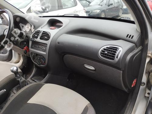 Used Dashboard Dashboard PEUGEOT 206 Hatchback (2A/C) 1.4 HDi eco 70 (68 hp) 33037868 33037868