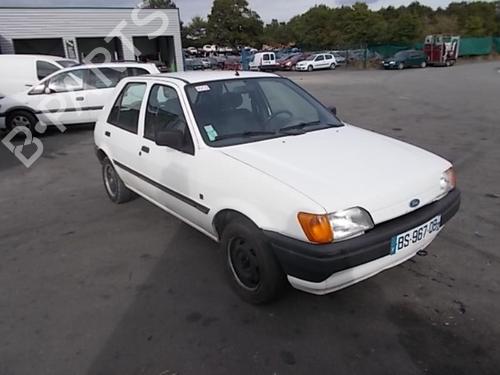 Right headlight FORD FIESTA III (GFJ) 1.1 | BP27086295C29 