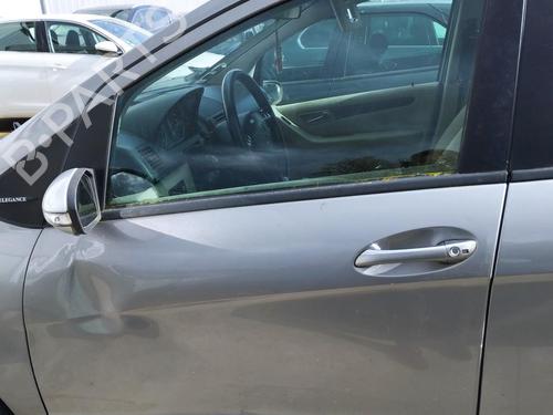 Used Front left exterior door handle MERCEDES-BENZ A-CLASS (W169) A 180 CDI (169.007, 169.307) (109 hp) 27083610