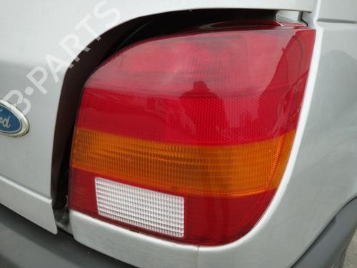 Used Right taillight FORD FIESTA III (GFJ) 1.1 (55 hp) 31168831