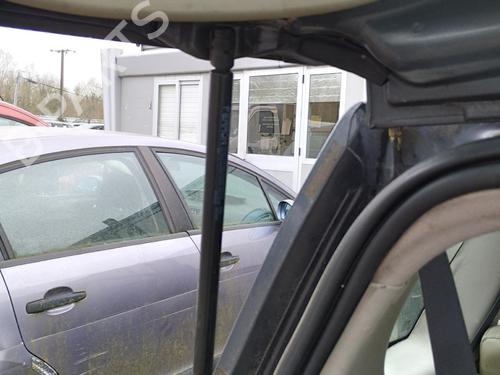 Used Tailgate lift support Tailgate lift support RENAULT GRAND SCÉNIC II (JM0/1_) 1.9 dCi (JM14) (131 hp) 32729644 32729644