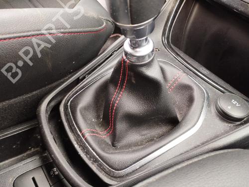 Gearknop FORD PUMA (J2K, CF7) 1.0 Flexifuel (125 hp) 32233916
