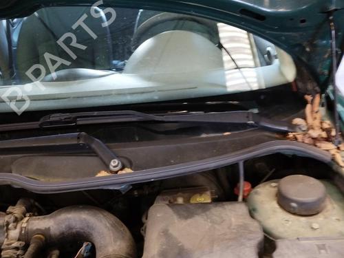 Used Front windshield wiper arm PEUGEOT 206 Hatchback (2A/C) 1.1 i (60 hp) 27044644