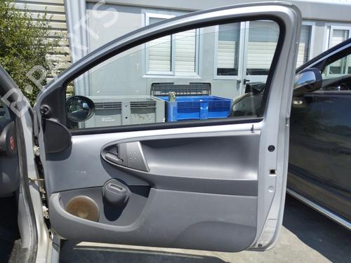 Used Front right door window TOYOTA AYGO (_B1_) 1.0 (KGB10_, KGB10R) (68 hp) 27063849