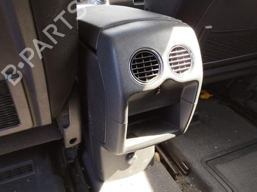 Midtkonsoll Midtkonsoll PEUGEOT 3008 I MPV (0U_) 1.6 HDi (112 hp) 33874178 33874178