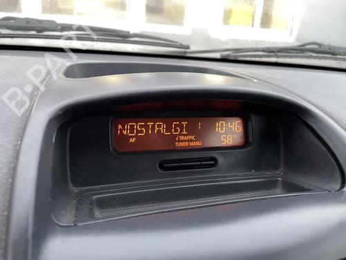 Used Display monitor RENAULT CLIO II (BB_, CB_) 1.4 16V (B/CB0P, BB13) (98 hp) 27081215