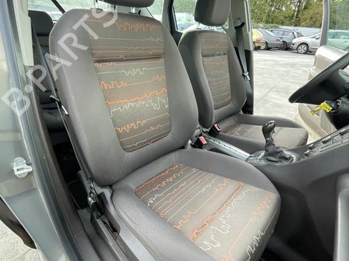 BP29958358C16 main image