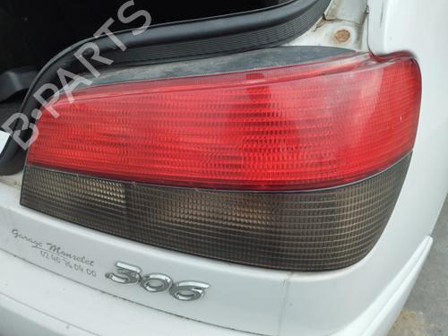 Used Right taillight PEUGEOT 306 Hatchback (7A, 7C, N3, N5) 1.9 D (69 hp) 27317414