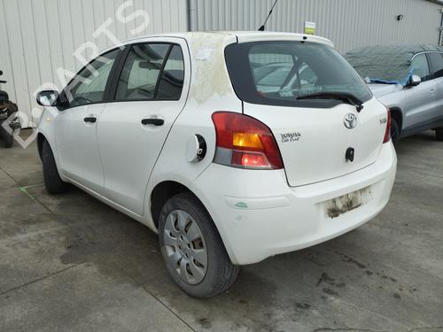 Left front window switch TOYOTA YARIS (_P9_) 1.4 D-4D (NLP90_, NLP90R) | BP32135429I27 - Image 3