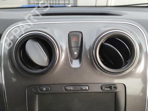 Used Warning switch DACIA SANDERO II TCe 90 (B8M1, B8MA, B8AC) (90 hp) 31639459