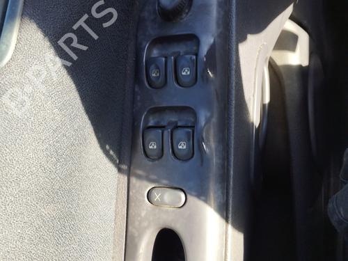 Used Left front window switch RENAULT ESPACE III (JE0_) 2.2 dCi (JE0K) (130 hp) 27073217
