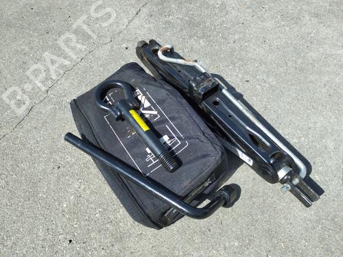 reservehjul-kit-dacia-sandero-2008-36985010 main image