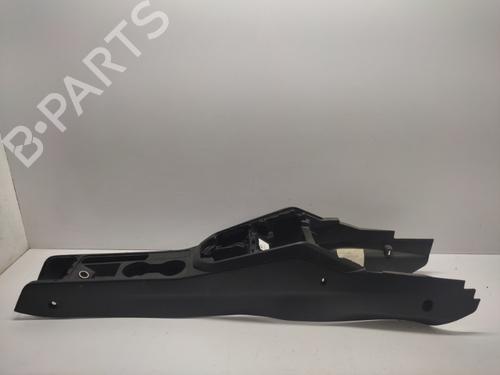 Used Middle console SEAT IBIZA V (KJ1, KJG) 1.0 MPi (80 hp) 27071499