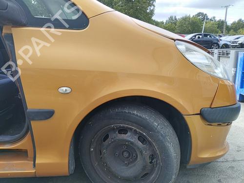 Used Right front fenders PEUGEOT 1007 (KM_) 1.4 HDi (68 hp) 28277287