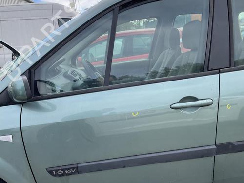 Used Left front door RENAULT SCÉNIC II (JM0/1_) 1.6 (JM0C, JM0J, JM1B) (113 hp) 27063010