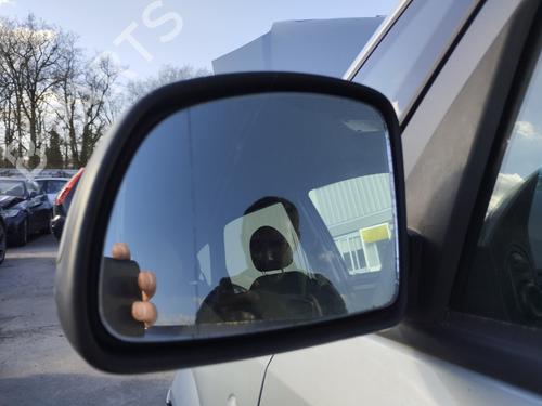 Used Left mirror Left mirror 32780620 32780620