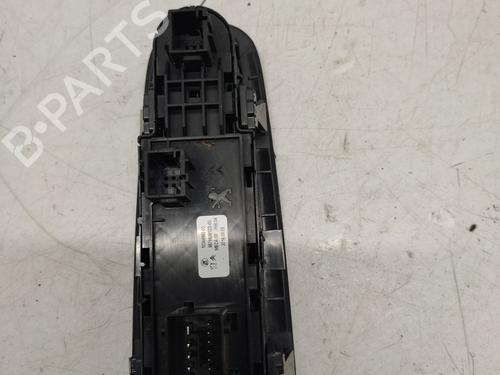 Left front window switch PEUGEOT 308 SW II (LC_, LJ_, LR_, LX_, L4_) 1.5 BlueHDi 100 | BP28128443I27 