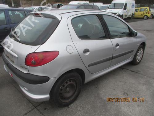 Left mirror PEUGEOT 206 Hatchback (2A/C) 1.4 HDi eco 70 | BP27050305C26 
