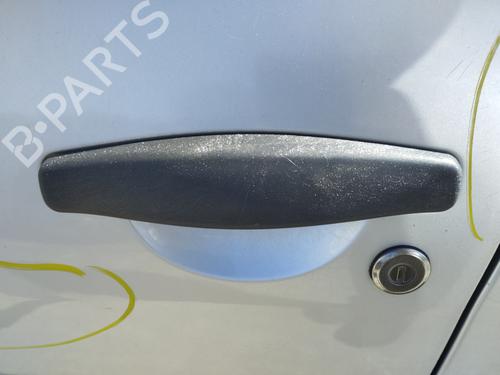 Used Front left exterior door handle DACIA SANDERO 1.4 (BS0C, BS0A, BS0G, BS1F, BS0E) (75 hp) 29026588