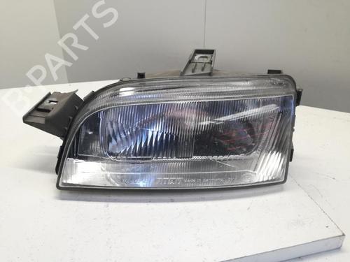 Used Left headlight FIAT PUNTO (176_) 60 1.2 (176AP, 176AR, 176AQ, 176BB) (60 hp) 27080755