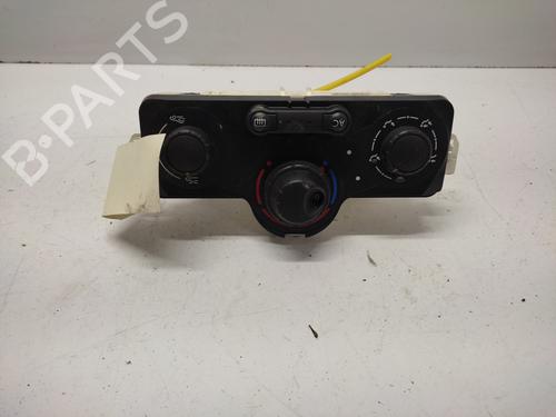 climate-control-renault-clio-iii-br01-cr01-2005-2006-2007-2008-2009-2010-2011-2012-2013-2014-31381118 main image