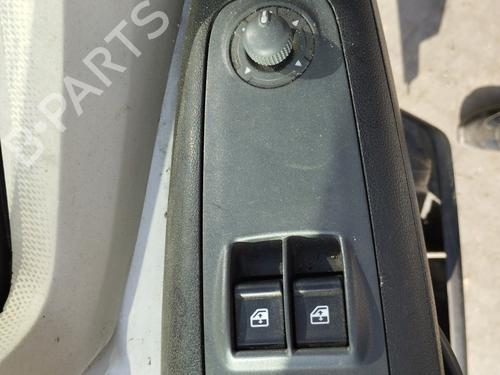 Used Left front window switch Left front window switch FIAT DUCATO Van (250_) 130 Multijet 2,3 D (131 hp) 28117763 28117763