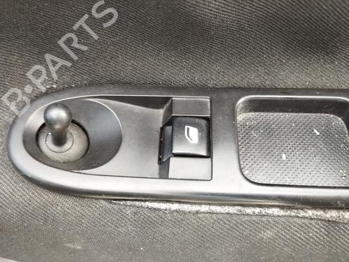 Used Right front window switch PEUGEOT 207 (WA_, WC_) 1.4 HDi (68 hp) 29969199