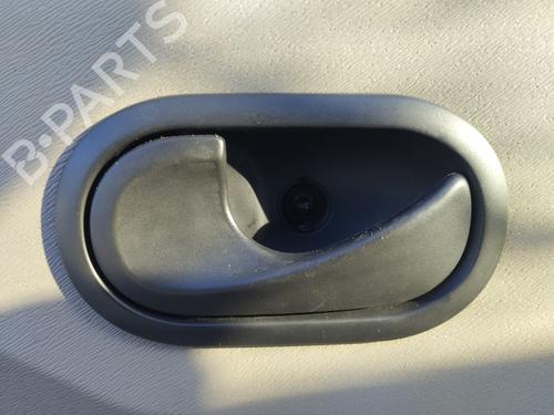 Used Front left interior door handle RENAULT TWINGO II (CN0_) 1.2 16V (CN04, CN0B) (75 hp) 29545478