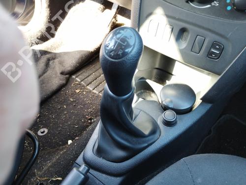 Used Gear lever DACIA SANDERO II 1.2 (75 hp) 27064653