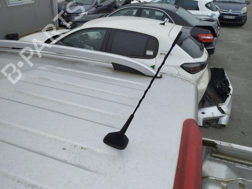 Antena/Base NISSAN NAVARA NP300 Pickup (D23, D23T) 2.3 dCi 4x4 (D231) (163 hp) 27049512