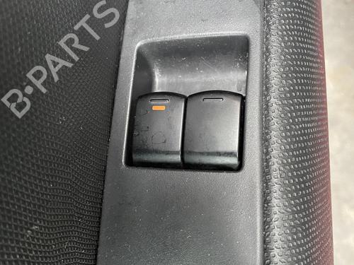 Used Left front window switch NISSAN MICRA III (K12) 1.2 16V (65 hp) 27062952