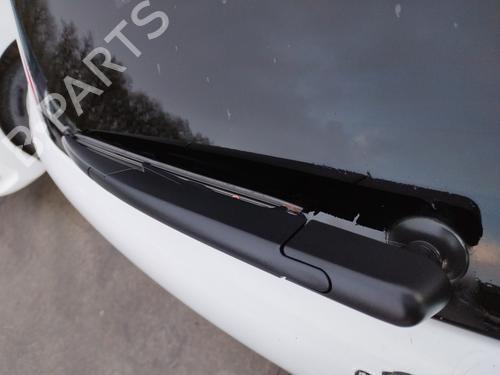 Bagrudeviskerarm PEUGEOT 2008 I (CU_) 1.2 THP 130 / PureTech 130 (130 hp) 32173208