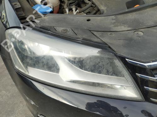 Højre forlygte VW PASSAT B7 Variant (365) 1.6 TDI (105 hp) 27064382