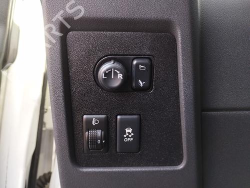 Used Mirror switch NISSAN QASHQAI / QASHQAI +2 I (J10, NJ10, JJ10E) 1.5 dCi (110 hp) 27041751