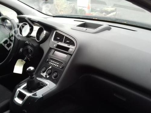 Right front window switch PEUGEOT 5008 (0U_, 0E_) 1.6 HDi | BP27061028I26 