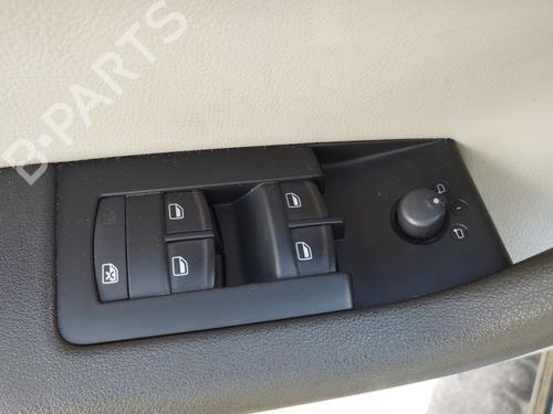 Used Left front window switch Left front window switch AUDI A3 Sportback (8PA) 1.8 TFSI quattro (160 hp) 33682460 33682460