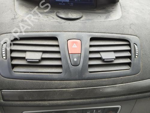 Used Warning switch RENAULT MEGANE III Grandtour (KZ0/1) 1.5 dCi (KZ09, KZ0D, KZ1G, KZ29, KZ14, KZ1W, KZ10, KZ1F,... (110 hp) 27071357