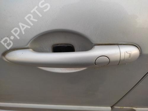 Front left exterior door handle RENAULT LAGUNA III Grandtour (KT0/1) 2.0 dCi (KT01, KT08, KT09, KT0K, KT12, KT1D, KT1W) 806070044R