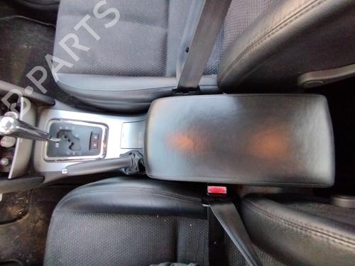 Mittelkonsole PEUGEOT 407 (6D_) 2.0 HDi 135 (6DRHRH, 6DRHRE, 6DRHRG, 6DRHRJ) (136 hp) 31967119