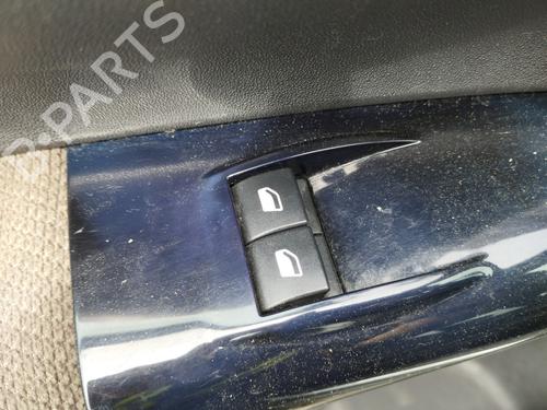 Used Left front window switch Left front window switch CITROËN C4 CACTUS 1.2 THP 110 (110 hp) 34627708 34627708