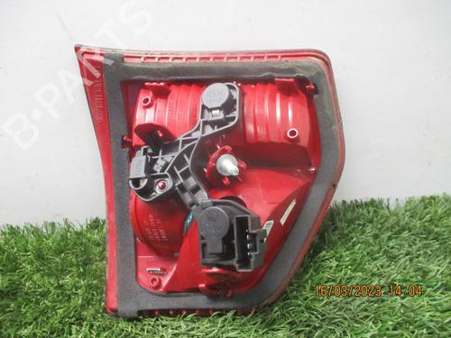 right-tailgate-light-citroen-c5-iii-break-rw_-2008-2009-2010-2011-2012-2013-2014-2015-2016-2017-27075276 main image