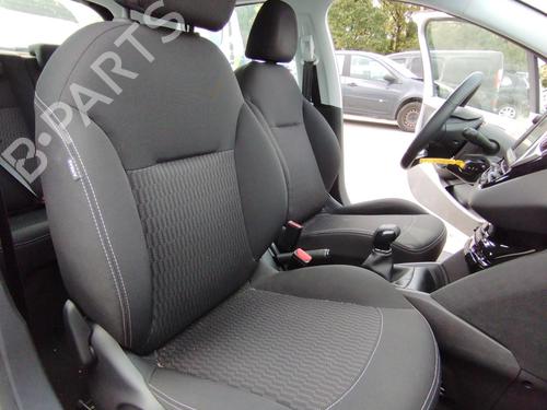 Used Right front seat PEUGEOT 208 I (CA_, CC_) 1.2 VTI 82 (82 hp) 29176237