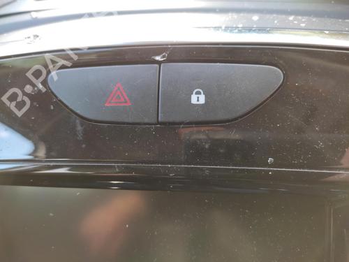 Bouton de warning RENAULT CAPTUR I (J5_, H5_) 0.9 TCe 90 (90 hp) 27077683