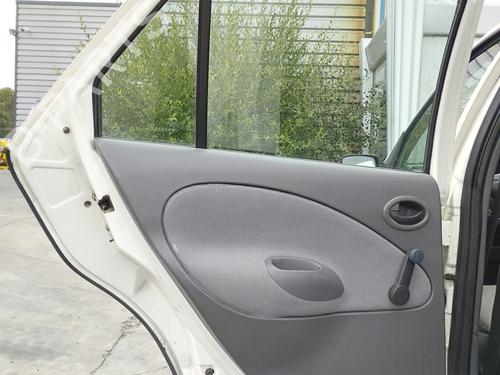 Venstre bagtil invendig håndtag FORD FIESTA IV (JA_, JB_) 1.3 i (60 hp) 27656095
