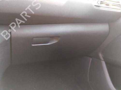 Used Glove box PEUGEOT 308 II (LB_, LP_, LW_, LH_, L3_) 1.6 HDi / BlueHDi 115 (115 hp) 27078391