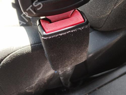 Used Seat buckle CITROËN C4 CACTUS 1.2 VTi 82 (82 hp) 27064266