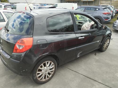 Used Right taillight RENAULT CLIO III (BR0/1, CR0/1) 1.6 16V (BR09, BR0T, CR09, CR0T) (88 hp) 27075169