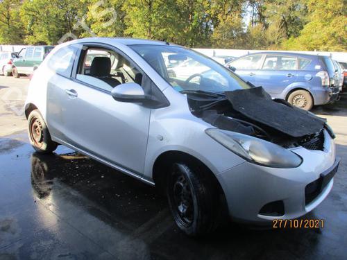 Front wiper motor MAZDA 2 (DE_, DH_) 1.3 (DE3FS) | BP27076580M29 - Image 3