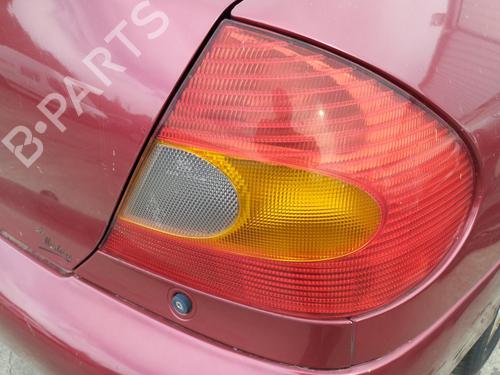 Used Right taillight FORD MONDEO II (BAP) 1.8 i (115 hp) 27069936